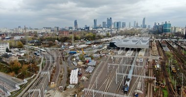 Warszawa Zachodnia. Będzie zadaszenie nad pieszą kładką