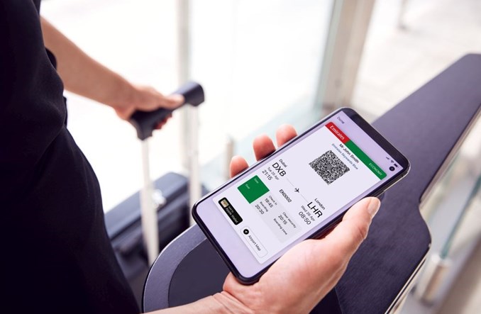 Emirates wycofują papierowe karty pokładowe dla lotów z Dubaju