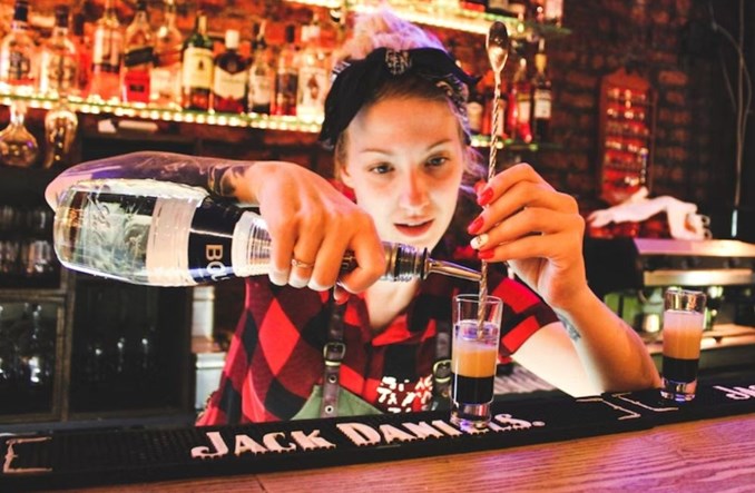 STOP pijaństwu i awanturnictwu w samolotach!