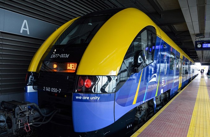 Koleją do Kraków Airport. Komfort dojazdu ułatwia wybór