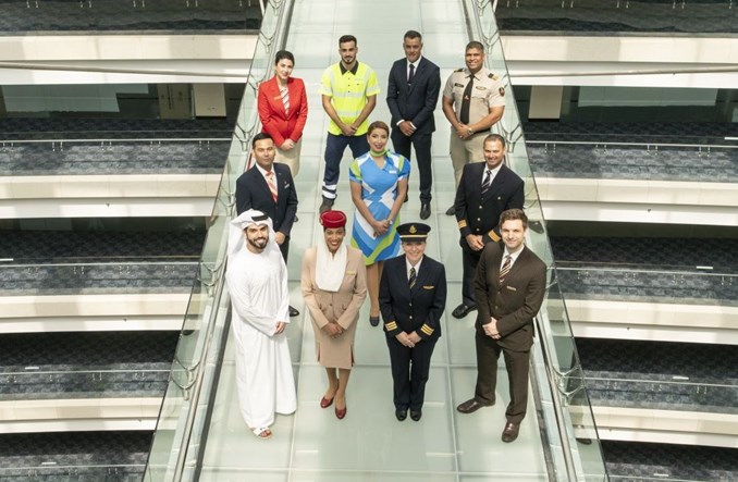 Emirates poszukują członków załogi pokładowej w Polsce
