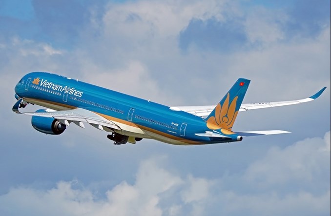 Kryzys paliwowy uderza w Wietnam. Duże ograniczenia lotów krajowych