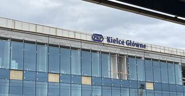 Kielce Główne. Są pierwsze napisy