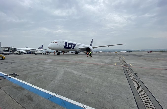 Kraków: MI, MON czy port? Kto zbuduje nową drogę startową?