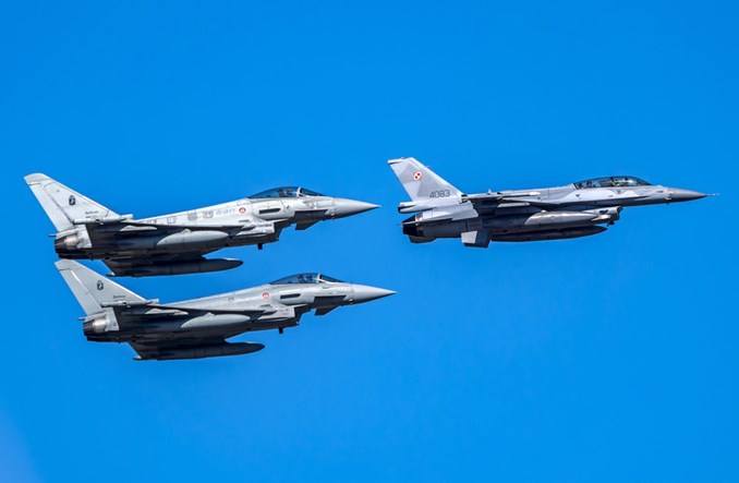 Sekretarz Sił Powietrznych USA poleci myśliwcem sterowanym przez AI