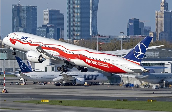 Dreamliner LOT-u poleciał na przegląd na Maltę