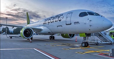Linie airBaltic z kolejnym nowym airbusem A220-300