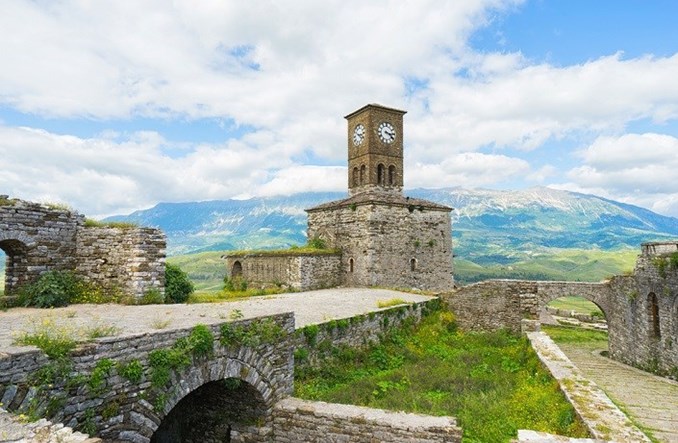 Co warto wiedzieć przed wyjazdem do Albanii? 5 praktycznych wskazówek