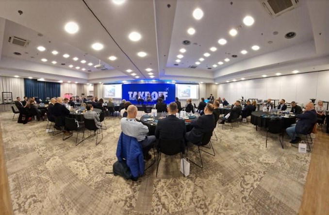 "Branża lotnicza będzie poddana dużym presjom geopolitycznym"