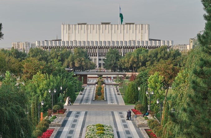 LOT zwiększy liczbę lotów do Uzbekistanu