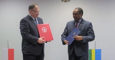 Jest umowa między władzami lotniczymi Polski i Rwandy