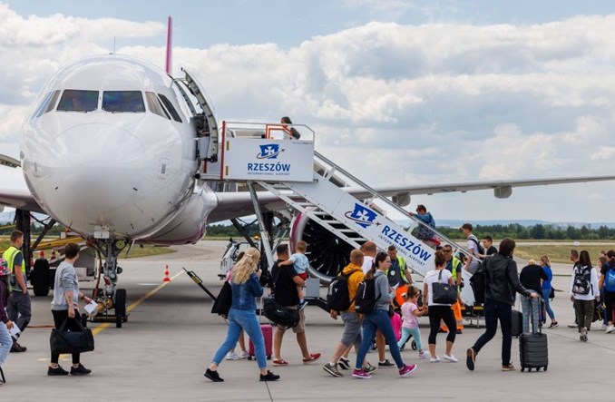 Letnie czartery z Rzeszowa do Tunezji i na Majorkę