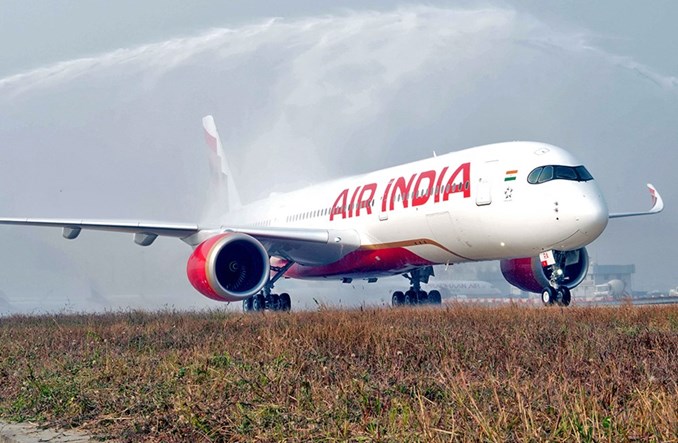 Mumbaj: Samoloty czekają w powietrzu po 60 minut