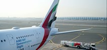 Emirates wdrożyły SAF na lotach z Amsterdamu