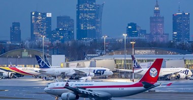 Sichuan Airlines na dłużej w Warszawie