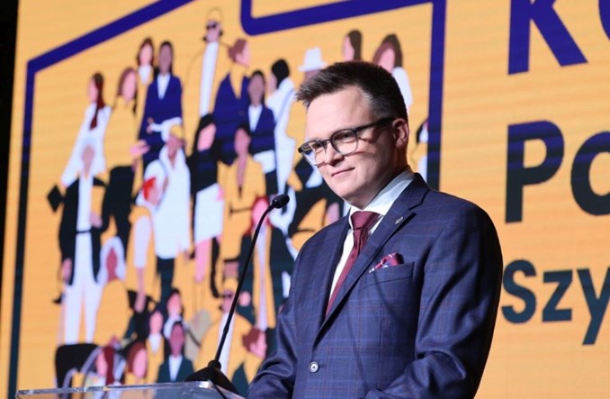 Hołownia zmienia zdanie o CPK i chce "dać szansę" inwestycji 