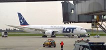 Dreamliner LOT-u uszkodzony na Okęciu 