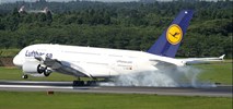 Lufthansa podniesie ceny biletów! Unijna polityka klimatyczna powodem 