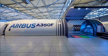 Airbus prezentuje pełnowymiarową makietę (mock-up) A350F