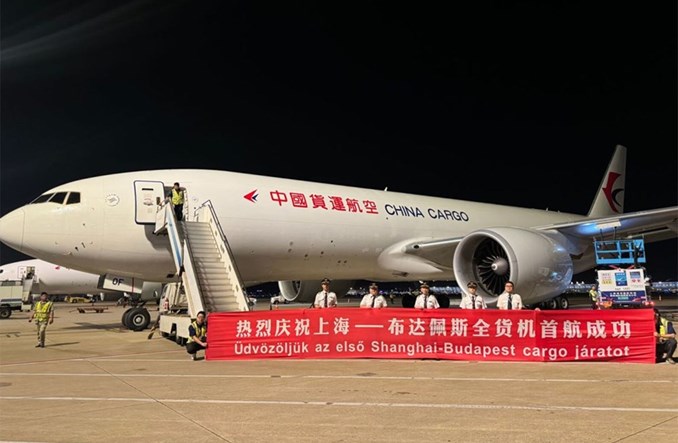 China Cargo Airlines uruchomiły regularne połączenie cargo Szanghaj - Budapeszt
