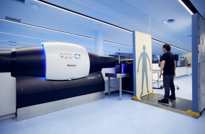 Zmiany w przepisach UE. Zniesiono limit 100 ml płynów dla nowych skanerów