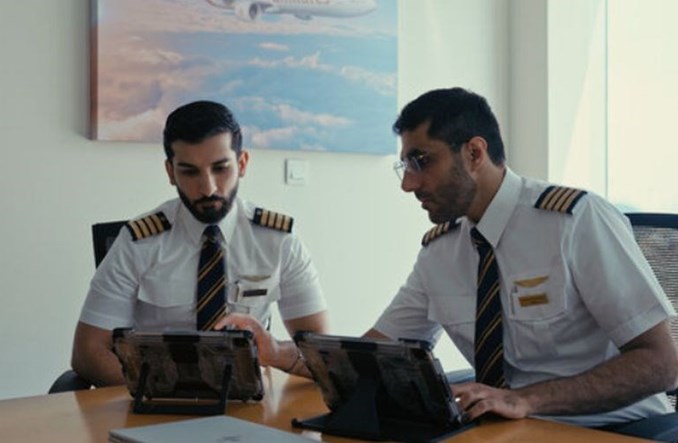 Emirates z GE FlightPulse. 15 mln kartek papieru oszczędzonych