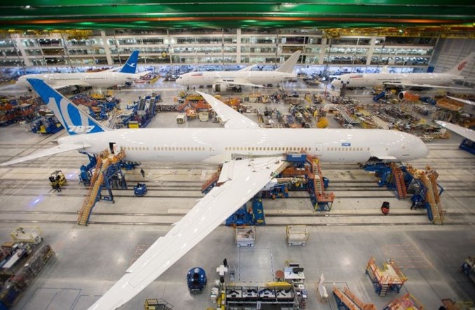 Boeing: Tymczasowe urlopy dla tysięcy pracowników