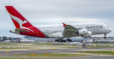 Qantas przyspieszają wycofanie Airbusów A380. SuperJumbo znikną z floty do końca 2028 r.