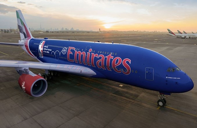 Kontrowersyjne malowanie A380 Emirates