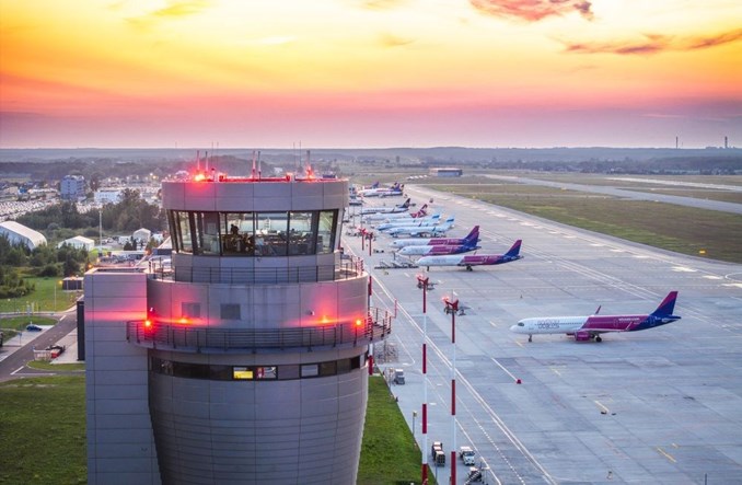 Katowice: Zimą 70 tras, w tym dziewięć dalekich i egzotyczne nowości