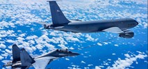 USAF: KC-135R zatankował malezyjskie Su-30MKM (zdjęcia)