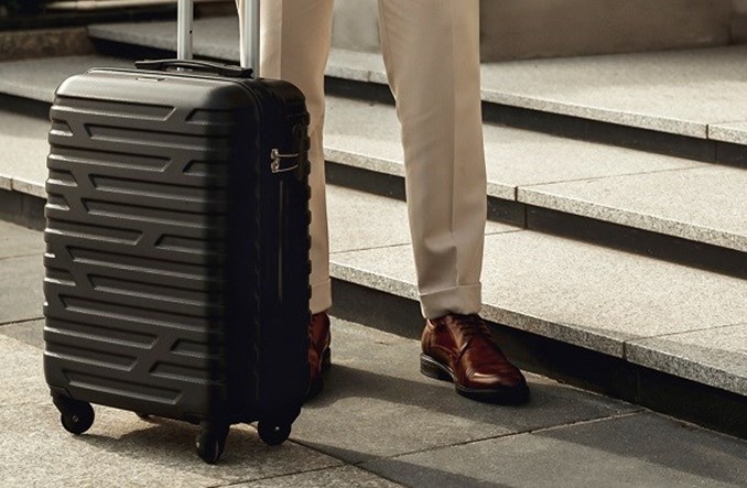 Planujesz lot liniami Ryanair? Bagaż podręczny musi spełniać określone normy!