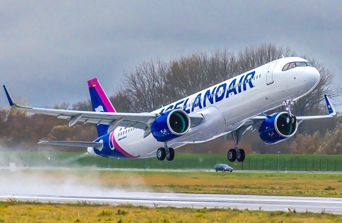 Dwucyfrowy wzrost w grudniu i rekordowy 2024 rok w Icelandair