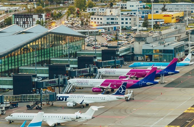 IATA: 5,2 mld pasażerów i rosnące zyski linii w 2025 r. 