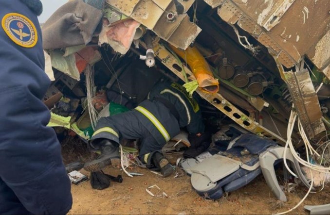 Komunikat AZAL po katastrofie. "Zewnętrzna ingerencja" i 38 ofiar