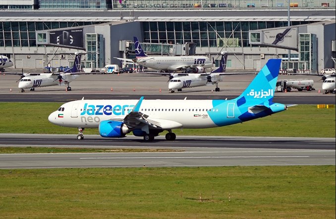 Jazeera Airways pośrednio w Warszawie 