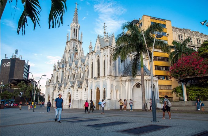 Fru: 600 zł to średnia cena biletu lotniczego w styczniu