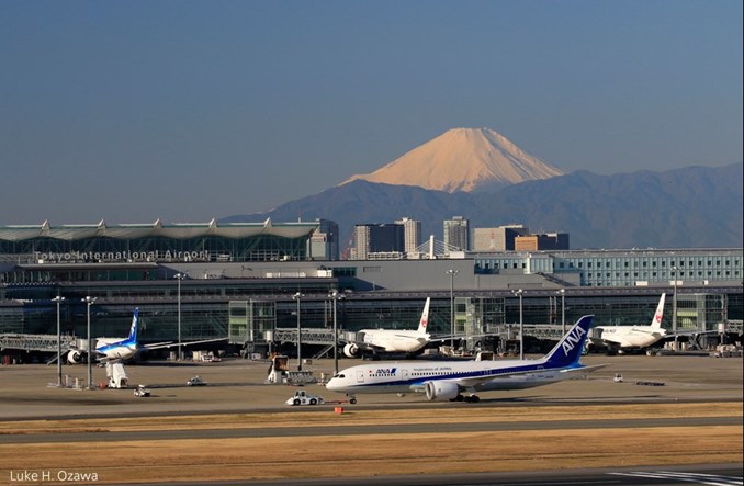 LOT w Tokio-Haneda? Rząd chce pomóc