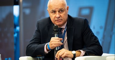 Lotnisko w Modlinie z jednym wiceprezesem mniej
