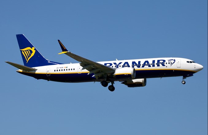 Ryanair przesuwa przejście na cyfrowe karty pokładowe na sezon zimowy