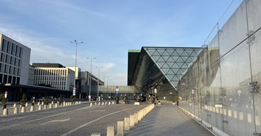 Nowe biuro dla zarządu Kraków Airport. Otwarto koperty przetargu na projekt  