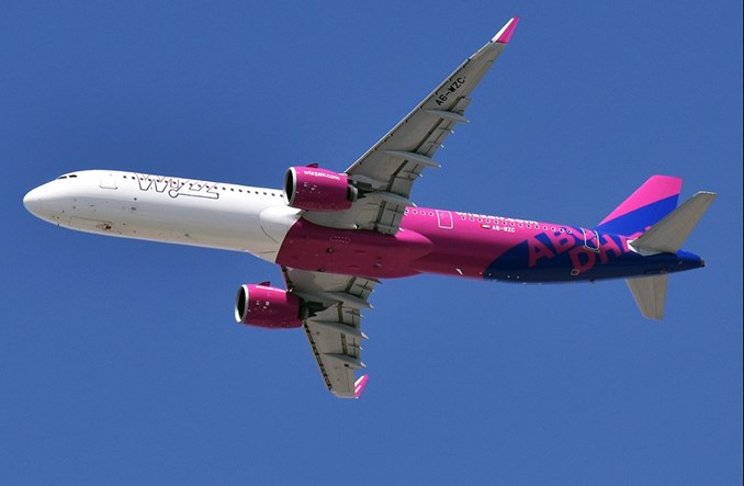Lotnisko Chopina: Wizz Air podniesie rękawicę Etihad? „Tanie” loty do Abu Zabi? 