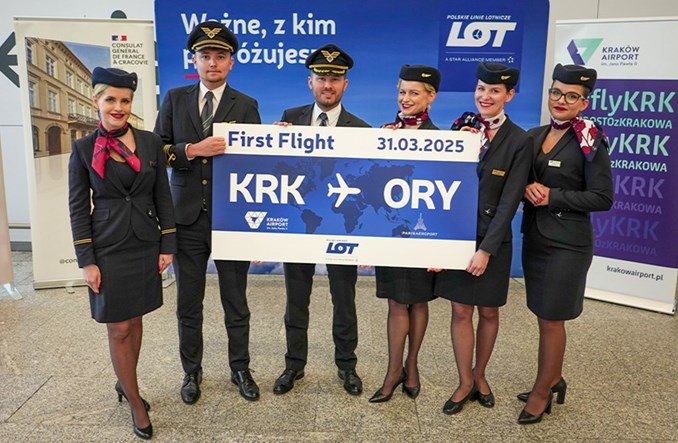 Inauguracja rejsów PLL LOT z Krakowa do Paryża