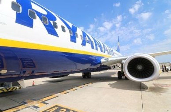 Poznań. Samolot Ryanair zawrócił na lotnisko. Miał problemy techniczne 