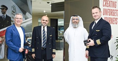 Emirates zatrudnią 1500 pilotów