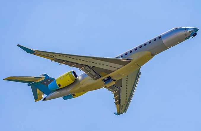 Pierwszy lot seryjnego bombardiera Global 8000