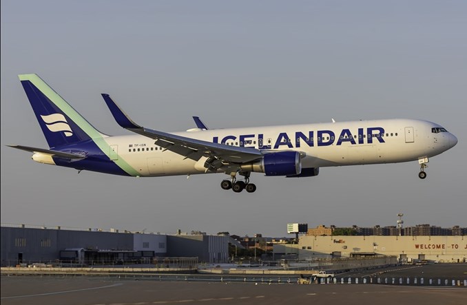 Icelandair przyspieszy wycofanie pasażerskich B767