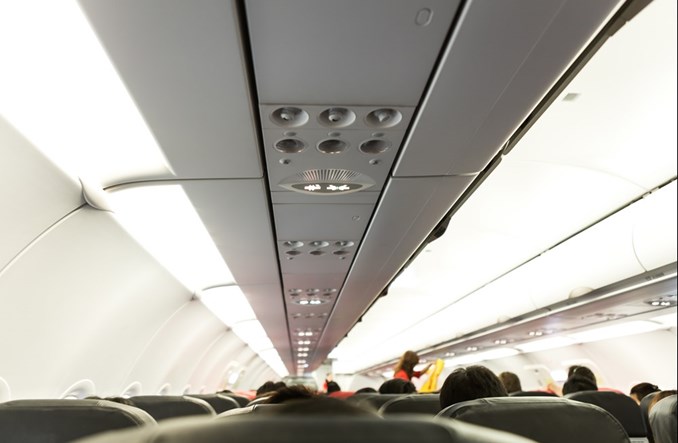 Turcja. Grzywna za wstawanie w samolocie przed zatrzymaniem 