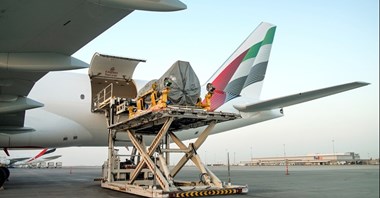 Emirates SkyCargo uruchamia usługę transportu silników lotniczych