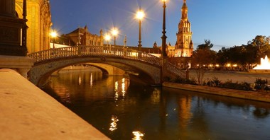 Wrocław: Londyn i Sewilla jesiennymi nowościami Ryanaira
